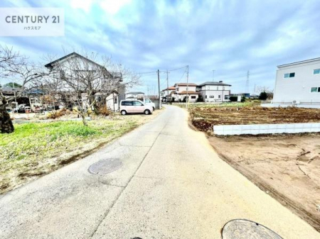 ���̑����n�@�O�ʓ��H��4���I�z����ǍD�ȗ��n�ł��B
�Ԍɓ��ꂪ���ȕ������S�ł��ˁB