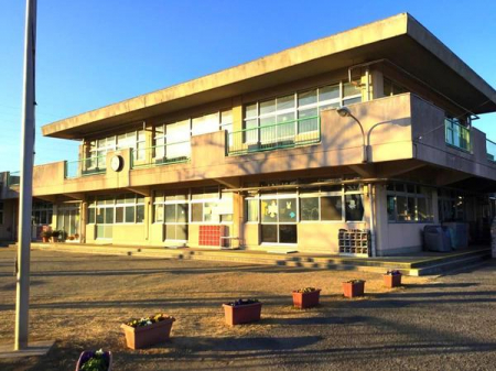 ���ӊ��@-