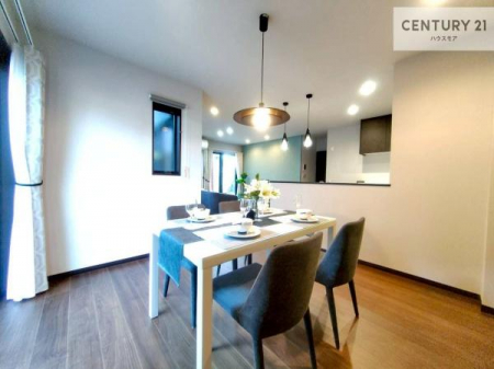 ���r���O�@�L�X�_�C�j���O�X�y�[�X�I������肨�H���B�΂��������y�������Ԃ��߂����܂��B���X�̔���������܂��I