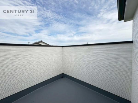 �Z�˂���̒��]�ʐ^�@������������Z��X�ł��I���͂ɂ͍����������Ȃ��A�󂪍L���J����������A�z�������傫���Ղ��邱�Ƃ�����܂���I�C�����̗ǂ������ʂ蔲����X���݂ł��I