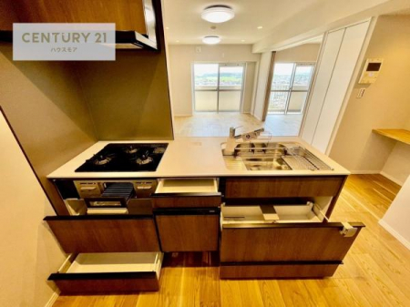 �L�b�`���@���[�X�y�[�X���L�x�ŁA�����X�y�[�X���X�b�L���ƕЕt���Ђ�`�����p�ł��܂��I
���K�ɍ�Ƃ��ł��܂��I�����̗���������܂��I