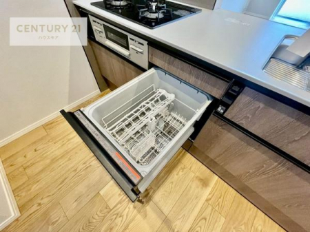 �L�b�`���@�H��@�t���I�Z��������~��͎�r��h�~�Ƃ��đ劈�􂵂܂��I�r���g�C���d�l�Ȃ̂ŁA�ꏊ����炸�����X�y�[�X���L���g���Ď�ۂ悭��Ƃ��o���܂��I