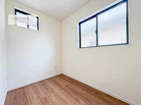 �����\�z�}(����)�@���邭���ʂ��̗ǂ������ł��B�u�V���v���v�Ƀf�U�C�����ꂽ�����B���R�x�������̂ŉƋ�⃌�C�A�E�g�ł��D�݂̋�Ԃ�n��グ���܂��B�����x�A���n�ɂĂ��m�F���������B�i���d�l�j