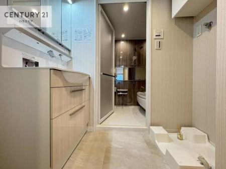 ���ʑ�E���ʏ��@�O�ʋ��d�l�̐��ʏ��́A�g�����Ȃ݂����₷������I���͎��[�ɂȂ��Ă��܂��B�h���C���[�₨���ϓ����Еt������̂Ő��ʑ������X�b�L���ƌ����邱�Ƃ��o���܂��I