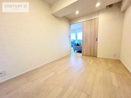 ���r���O�ȊO�̋����@�V���v���Ƀf�U�C������Ă��邽�߁A�Ƌ��I�т܂���I
���C�ɓ���̉Ƌ��u���Ă��낰���Ԃ���邱�Ƃ��ł��܂��B