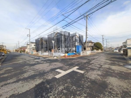 ���̑����n�@�O�ʓ��H��4���~7.83���I�z����ǍD�ȗ��n�ł��B
�Ԍɓ��ꂪ���ȕ������S�ł��ˁB