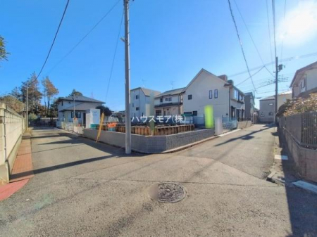 ���̑����n�@�O�ʓ��H��3.95���~3.87���I�z����ǍD�ȗ��n�ł��B
�Ԍɓ��ꂪ���ȕ������S�ł��ˁB