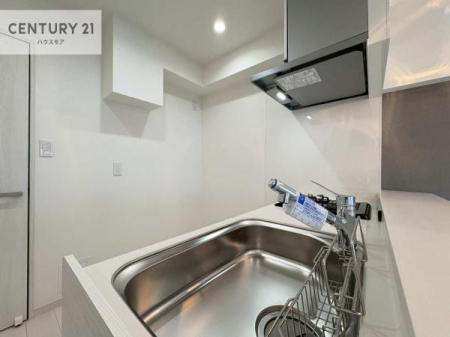 �L�b�`���@���C�h�ȃV���N�ł��ˁI�������˂ɂ������������₷���Ǝ����y�X�d�l�̃V�X�e���L�b�`���ł��I
�f�U�C�����Ƌ@�\�������˂��L�b�`���Ő�����������܂��ˁI