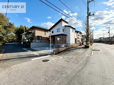 ���̑����n�@�O�ʓ��H15.9���~5.9���I�z����ǍD�ȗ��n�ł��B
�Ԍɓ��ꂪ���ȕ������S�ł��ˁB