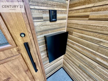 ���̑����n�@��z�{�b�N�X�t���Ȃ̂ŗ��炪�������Ƒ����Ĕz�B�̎�Ԃ��Ȃ����ו����󂯎��ĕ֗��ł��I