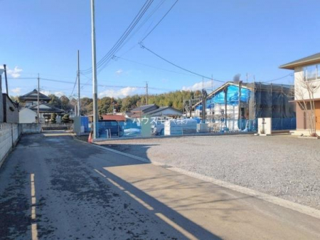 ���̑����n�@�O�ʓ��H��4.7���I�z����ǍD�ȗ��n�ł��B
�Ԍɓ��ꂪ���ȕ������S�ł��ˁB