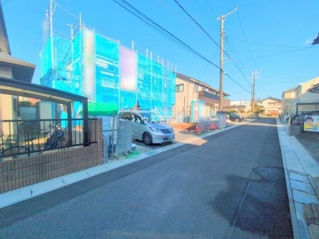 ���̑����n�@�O�ʓ��H4.5���I�z����ǍD�ȗ��n�ł��B
�Ԍɓ��ꂪ���ȕ������S�ł��ˁB