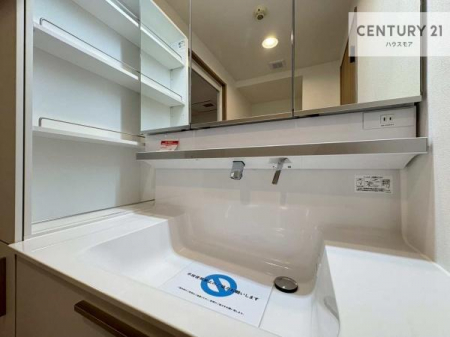 ���ʑ�E���ʏ��@�[�����ʑ�{�E���́A�������˂ɂ����̂ł�����ꂪ�y�X�I���������ۂĂ܂��I
�L���C�Ȑ��ʏ��Ŏ��������̃��`�x�[�V�������オ��܂��ˁI