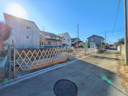 ���̑����n�@�O�ʓ��H��3.95���I�z����ǍD�ȗ��n�ł��B
�Ԍɓ��ꂪ���ȕ������S�ł��ˁB