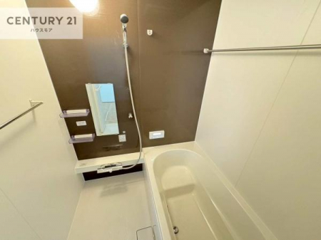 �����@�������������l�̕��͋C�̃o�X���[���́A�V�b�N�ȃf�U�C���Ńo�X�^�C�����[���I
���d���撣���Ă��邲�J���ɂ��D�݂̓����̓����܂����āA�y����ł݂Ă͂������ł��傤���H