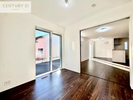 ���r���O�ȊO�̋����@�y���n�̔���J�Ò��z
�V���v���Ƀf�U�C������Ă��邽�߁A�Ƌ��I�т܂���I
���C�ɓ���̉Ƌ��u���Ă��낰���Ԃ���邱�Ƃ��ł��܂��B