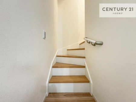 ���̑����ρ@�K�i�͖��邭�萠������Ă��܂��B���q�l�₲�N�z�̕������S���Ă����p�����܂��ˁB