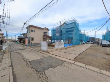 ���̑����n�@�O�ʓ��H��4���I�z����ǍD�ȗ��n�ł��B
�Ԍɓ��ꂪ���ȕ������S�ł��ˁB