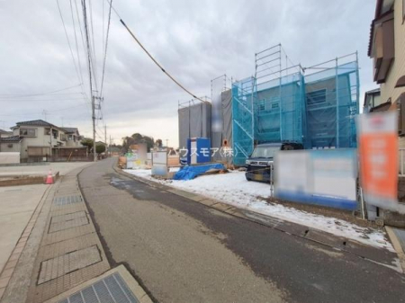 ���̑����n�@�O�ʓ��H��4���I�z����ǍD�ȗ��n�ł��B
�Ԍɓ��ꂪ���ȕ������S�ł��ˁB