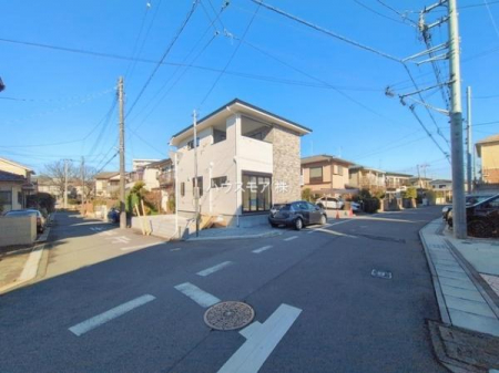 ���̑����n�@�O�ʓ��H6���~4.5���I�z����ǍD�ȗ��n�ł��B
�Ԍɓ��ꂪ���ȕ������S�ł��ˁB