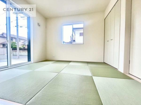 �a���@�^�^�~�̍��肪���炬��^����A�����b�N�X��ԁB�����傫���J�����̂���a���ƂȂ��Ă���܂��B���{�l�̐S������u�a�v�̋�ԁB�䑐�̍���Y����Ԃ͖����̂ЂƎ������o���Ă���܂��I