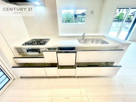 �L�b�`���@���[�X�y�[�X���L�x�ŁA�����X�y�[�X���X�b�L���ƕЕt���Ђ�`�����p�ł��܂��I
���K�ɍ�Ƃ��ł��܂��I�����̗���������܂��I