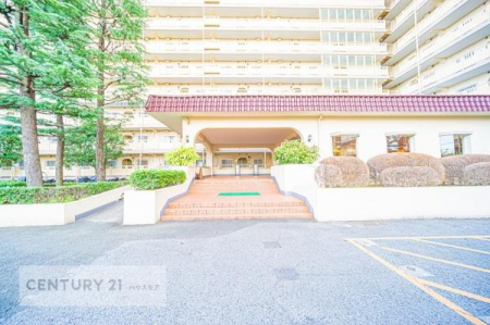 �G���g�����X�@��؂Ȃ��q�l�����o�}������G���g�����X�B�L�X���Ă��ĊJ����������܂��ˁI
�z��������ǂ��S�n�̗ǂ���Ԃł��B