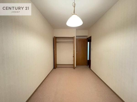 �m���@���[�X�y�[�X�����Ă��܂��I�������X�b�L�����ڂ��鎖���ł��܂��ˁB
�Ƌ��I�΂Ȃ��V���v���ȃf�U�C���ׁ̈A�Ƌ��I�΂����C�ɓ���̋�ԍ�肪�ł������ł��ˁB