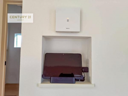 ���̑��@TV���j�^�[�t���C���^�[�z���ł��q�l�̂�����Ԓ��Ȃǂ����S�ł��ˁB
���낢��Ȃ���]���������܂�����A���q�l�̂��v�]���ǂ��ǂ������������������B
