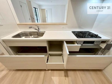 �L�b�`���@���[�X�y�[�X���L�x�ŁA�����X�y�[�X���X�b�L���ƕЕt���Ђ�`�����p�ł��܂��I
���K�ɍ�Ƃ��ł��܂��I�����̗���������܂��I