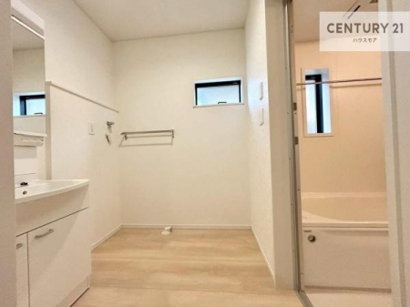 ���ʑ�E���ʏ��@�����t���̖��邢���ʎ��ł��I���C�������ɓ���ւ����ł��Đ����ɕۂ��Ƃ��ł��܂��I���R�����������ނ̂ł����ς̎d�オ����ǂ��Ȃ�܂��ˁI