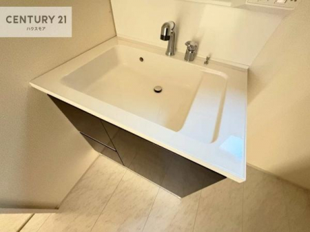 ���ʑ�E���ʏ��@�[�����ʑ�{�E���́A�������˂ɂ����̂ł�����ꂪ�y�X�I���������ۂĂ܂��I
�L���C�Ȑ��ʏ��Ŏ��������̃��`�x�[�V�������オ��܂��ˁI