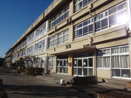 ���ӊ��@-