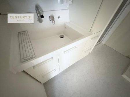 ���ʑ�E���ʏ��@�[�����ʑ�{�E���́A�������˂ɂ����̂ł�����ꂪ�y�X�I���������ۂĂ܂��I
�L���C�Ȑ��ʏ��Ŏ��������̃��`�x�[�V�������オ��܂��ˁI