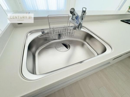 �L�b�`���@���C�h�ȃV���N�ł��ˁI�������˂ɂ������������₷���Ǝ����y�X�d�l�̃V�X�e���L�b�`���ł��I
�f�U�C�����Ƌ@�\�������˂��L�b�`���Ő�����������܂��ˁI