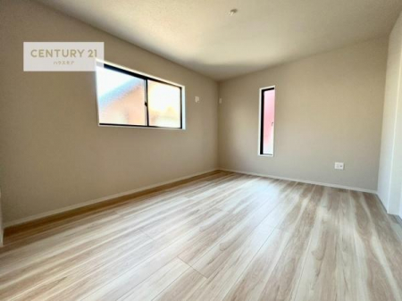 �Q���@�V���v���Ƀf�U�C������Ă��邽�߁A�Ƌ��I�т܂���I
���C�ɓ���̉Ƌ��u���Ă��낰���Ԃ���邱�Ƃ��ł��܂��B