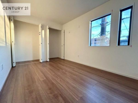 ���r���O�ȊO�̋����@���[�X�y�[�X�����Ă��܂��I�������X�b�L�����ڂ��鎖���ł��܂��ˁB
�Ƌ��I�΂Ȃ��V���v���ȃf�U�C���ׁ̈A�Ƌ��I�΂����C�ɓ���̋�ԍ�肪�ł������ł��ˁB