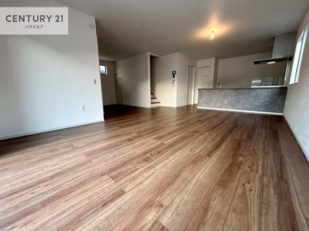 ���r���O�@�L�X�_�C�j���O�X�y�[�X�I������肨�H���B�΂��������y�������Ԃ��߂����܂��B���X�̔���������܂��I