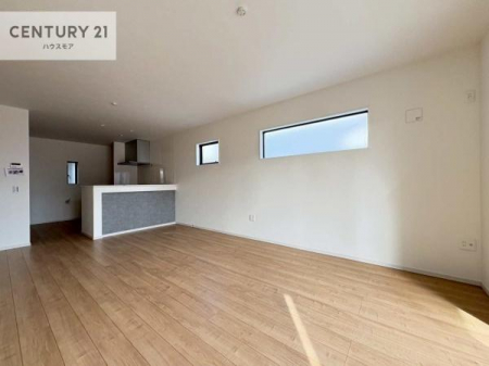 ���r���O�@�L�X�_�C�j���O�X�y�[�X�I������肨�H���B�΂��������y�������Ԃ��߂����܂��B���X�̔���������܂��I