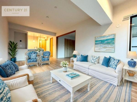 ���r���O�@�Ƌ��CG�p�[�X�ł��B�S�n�ǂ����r���O�͉Ƒ������R�ƏW�܂�܂��B�Ƒ��c�R�̎��Ԃ����������ł��B���Ƒ��ƁA����w�[���������Ԃ��߂��������ł��ˁB���邭�J���I�ȋ�Ԃł��B