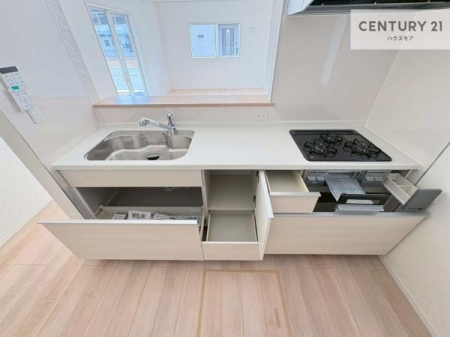 �L�b�`���@���[�X�y�[�X���L�x�ŁA�����X�y�[�X���X�b�L���ƕЕt���Ђ�`�����p�ł��܂��I
���K�ɍ�Ƃ��ł��܂��I�����̗���������܂��I