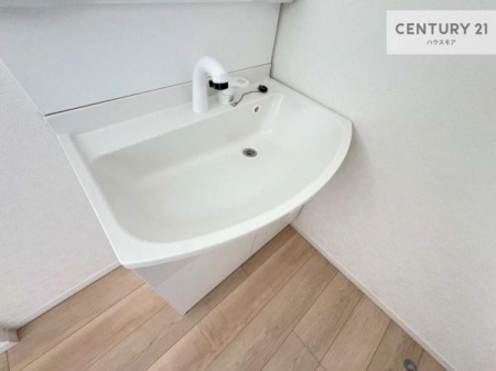 ���ʑ�E���ʏ��@�[�����ʑ�{�E���́A�������˂ɂ����̂ł�����ꂪ�y�X�I���������ۂĂ܂��I
�L���C�Ȑ��ʏ��Ŏ��������̃��`�x�[�V�������オ��܂��ˁI