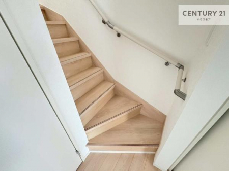 ���̑����ρ@�K�i�͖��邭�萠������Ă��܂��B���q�l�₲�N�z�̕������S���Ă����p�����܂��ˁB