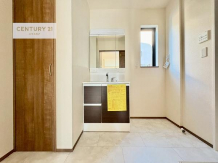 ���ʑ�E���ʏ��@�����t���̖��邢���ʎ��ł��I���C�������ɓ���ւ����ł��Đ����ɕۂ��Ƃ��ł��܂��I���R�����������ނ̂ł����ς̎d�オ����ǂ��Ȃ�܂��ˁI