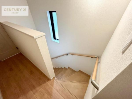 ���̑����ρ@�K�i�͖��邭�萠������Ă��܂��B���q�l�₲�N�z�̕������S���Ă����p�����܂��ˁB