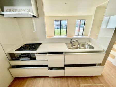 �L�b�`���@���[�X�y�[�X���L�x�ŁA�����X�y�[�X���X�b�L���ƕЕt���Ђ�`�����p�ł��܂��I
���K�ɍ�Ƃ��ł��܂��I�����̗���������܂��I