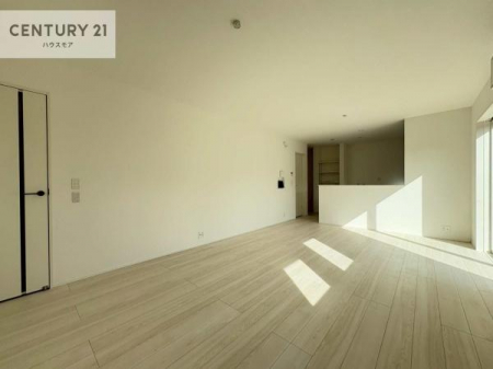 ���r���O�@�L�X�_�C�j���O�X�y�[�X�I������肨�H���B�΂��������y�������Ԃ��߂����܂��B���X�̔���������܂��I