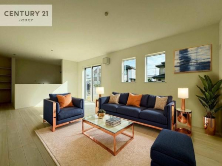 ���r���O�@�Ƌ��CG�p�[�X�ł��B��؂ȉƑ����W�܂邩�炱��LDK�ɂ͂�����肽���B
�q�����������C�ɏ΂��Ȃ��瑖�����Ă���p�����������u�L���Ƃɂ��ėǂ������v�Ǝv���u�Ԃł��B