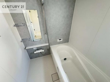 �����@�L�X�o�X�ň���̔������t���b�V���B�����L�΂���̂ŁA�����ɂ��������ƐZ����܂��ˁI�����̃o�X�^�C�����y���݂ɂȂ�܂��B