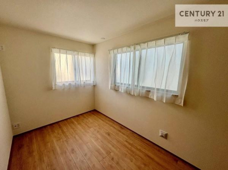 ���r���O�ȊO�̋����@�V���v���Ƀf�U�C������Ă��邽�߁A�Ƌ��I�т܂���I
���C�ɓ���̉Ƌ��u���Ă��낰���Ԃ���邱�Ƃ��ł��܂��B